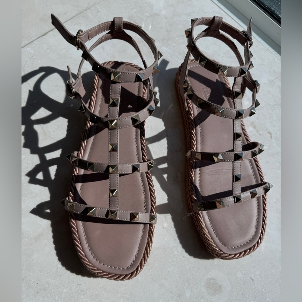 Valentino Leather Studded Accents Espradrilles Mauve size 8